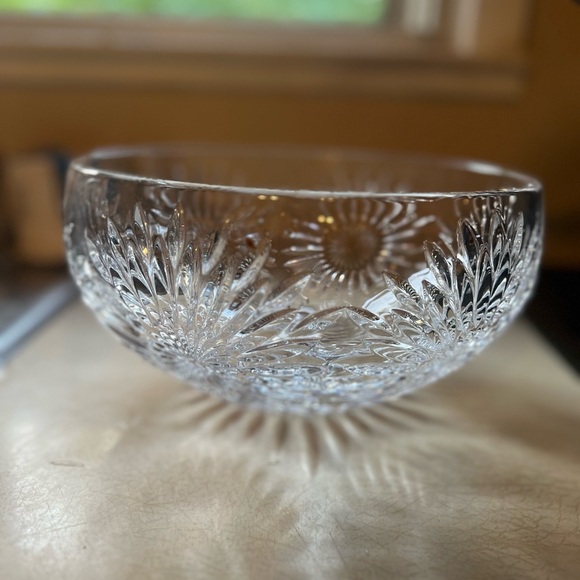 Waterford Crystal Clear Cut Glass Bowl (no box-very heavy) - Picture 3 of 3